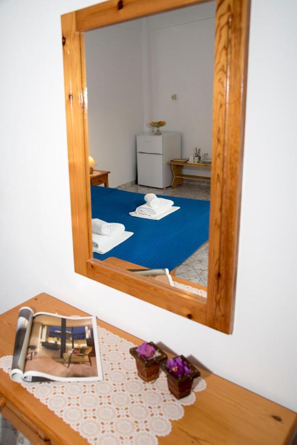 Damianos Roomsアダマス エクステリア 写真