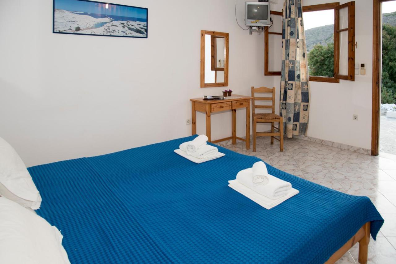 Damianos Roomsアダマス エクステリア 写真