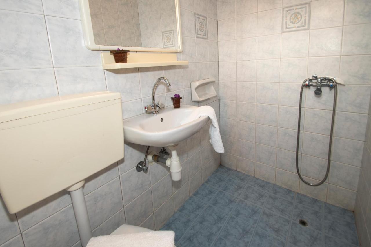 Damianos Roomsアダマス エクステリア 写真