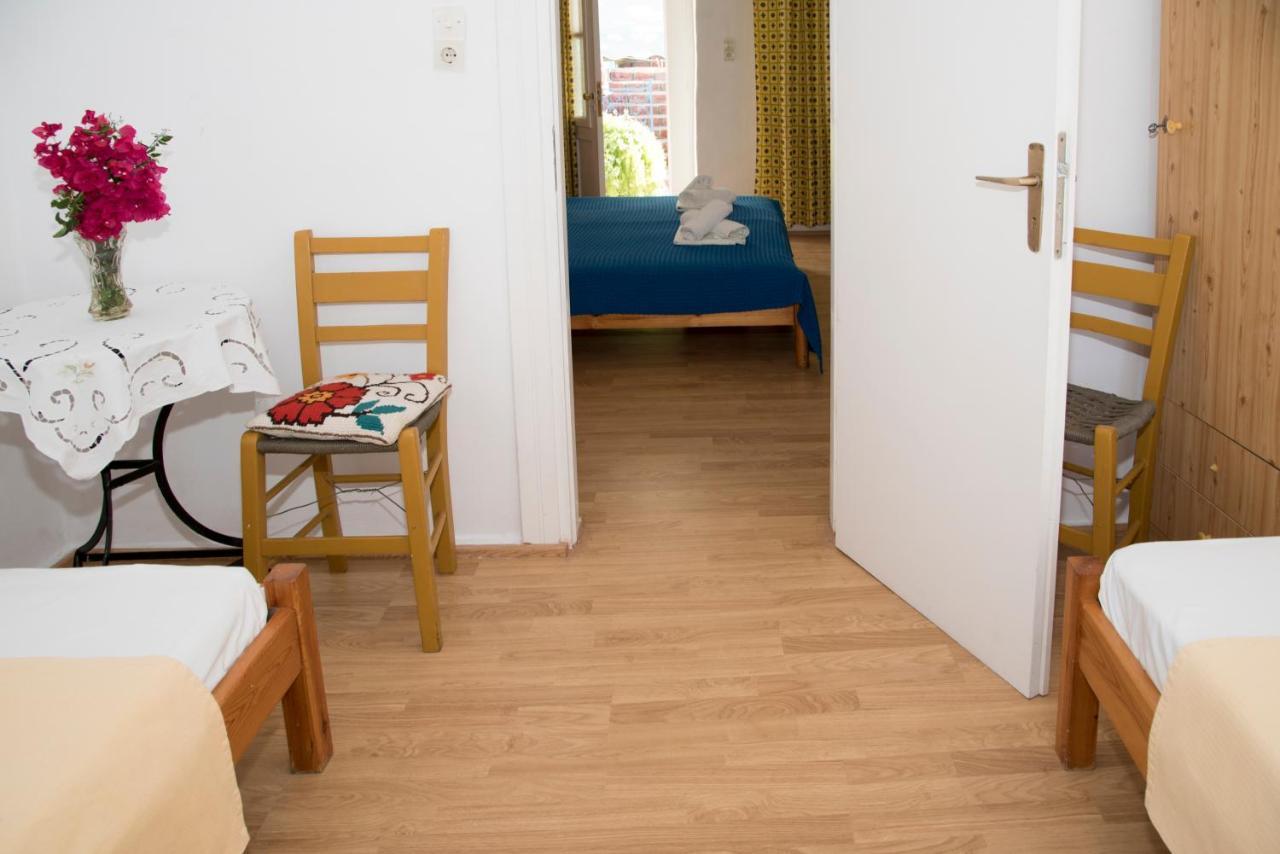Damianos Roomsアダマス エクステリア 写真